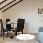 Apartmán Designer Duplex In The Center