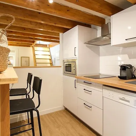 Designer Duplex In The Center