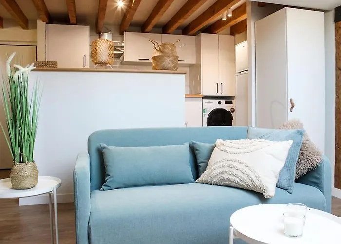 Designer Duplex In The Center