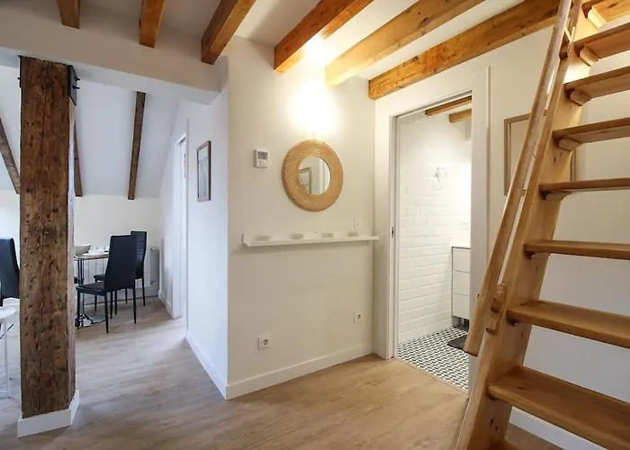 Apartmán Designer Duplex In The Center *