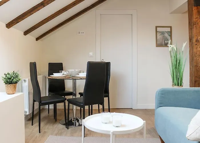 Apartmán Designer Duplex In The Center